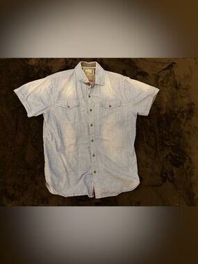 MBX Short Sleeve Chambray Button-Down Shirt in Light Blue